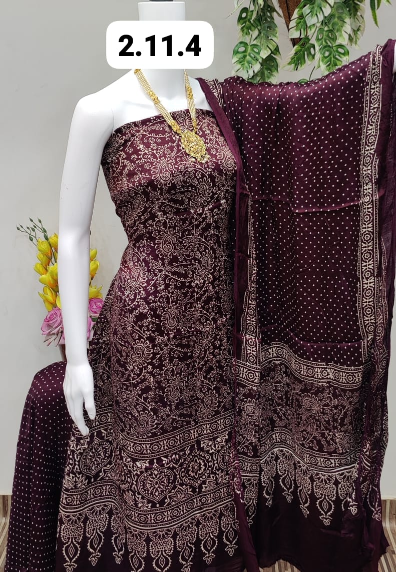 SWADESHI SOUL Ahrakh Top with Dupatta